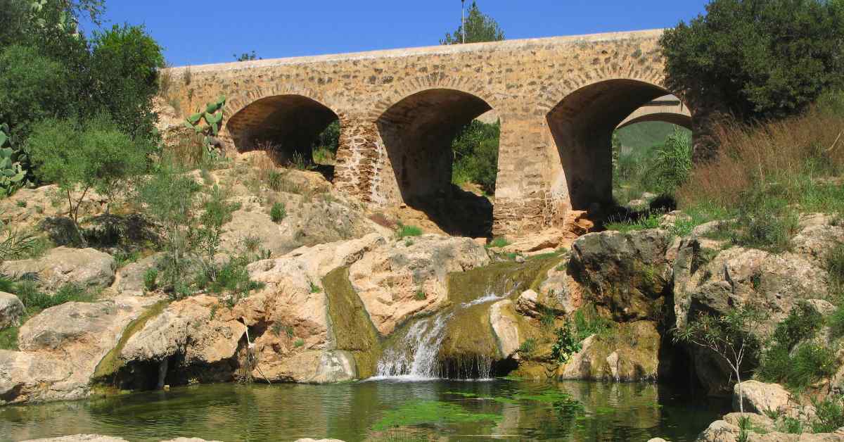 Le vieux pont de Santa Eulalia