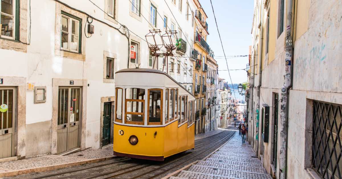 Les 5 meilleures destinations pour un week-end en amoureux (Comparatif) - Lisbonne