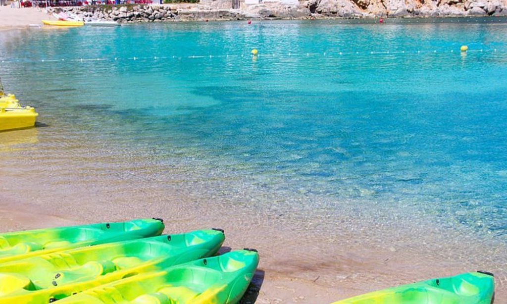 Playa del puerto de sant miquel Ibiza